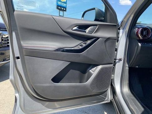 New 2026 Chevrolet Equinox RS w/ Convenience Package III FWD image 20