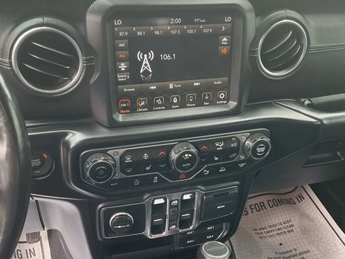Used 2020 Jeep Gladiator Overland AWD/4WD image 30