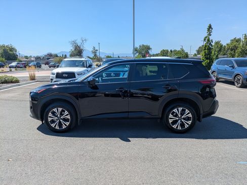 Used 2023 Nissan Rogue SV AWD/4WD image 9