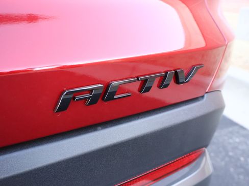 New 2026 Chevrolet Equinox ACTIV w/ Convenience Package III image 26