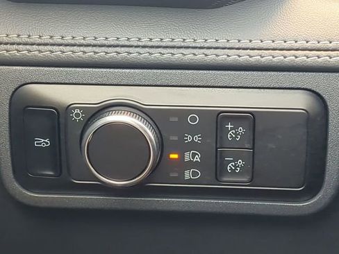 Used 2024 Ford Mustang GT Premium image 27