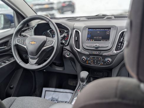 Used 2023 Chevrolet Equinox LT image 15