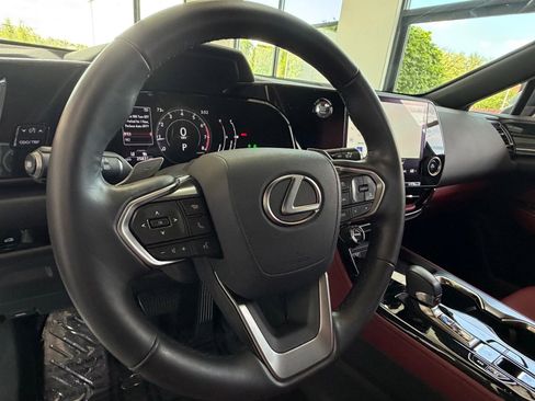 Used 2025 Lexus NX 350 AWD w/ Accessory Package (2T) image 9