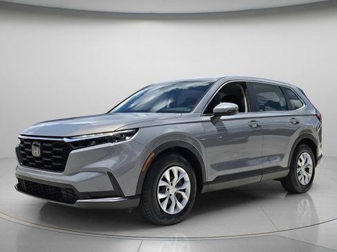 Used 2023 Honda CR-V LX image 9