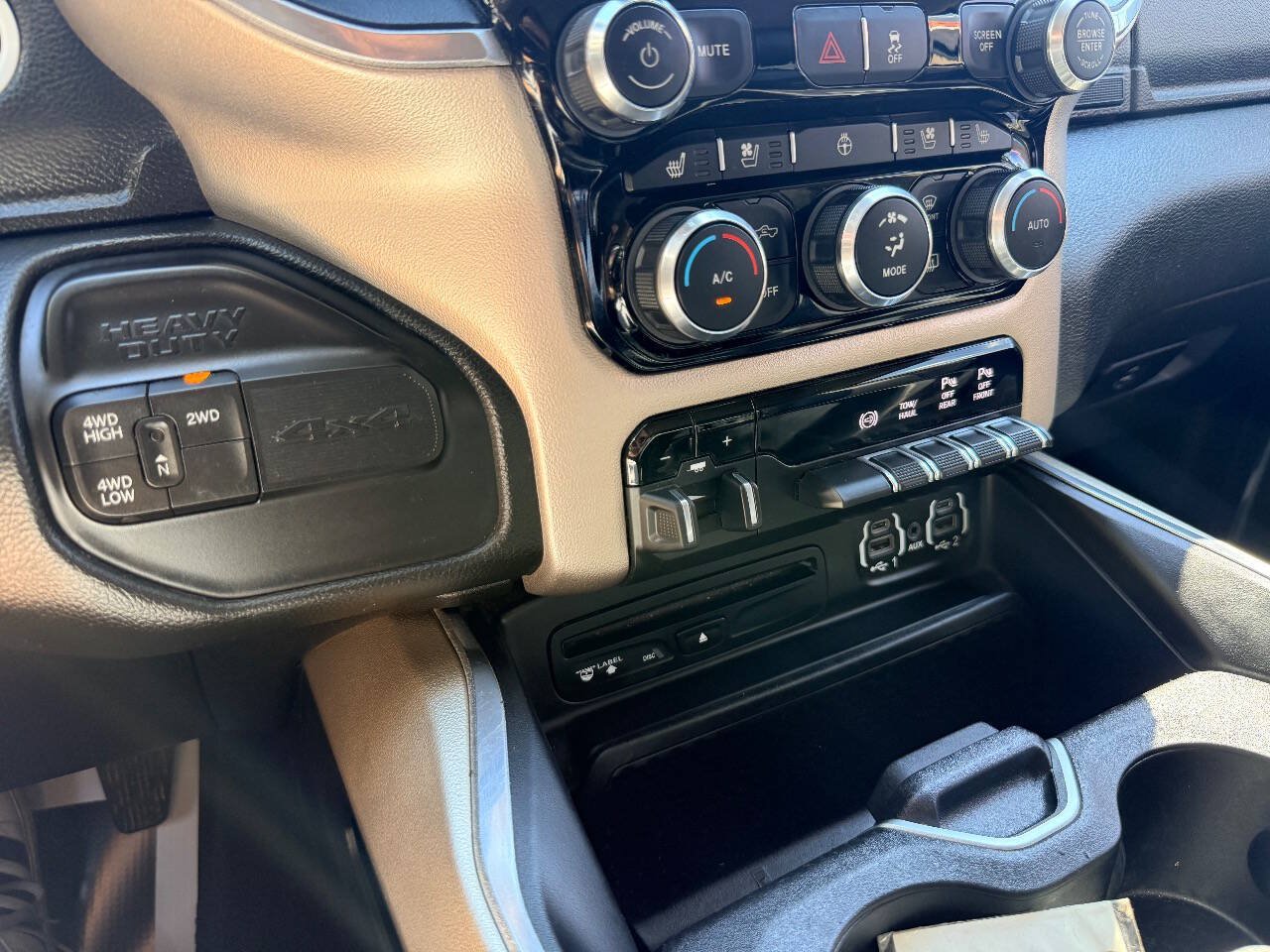 Used 2019 RAM 3500 Laramie AWD/4WD image 27