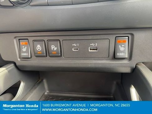 Used 2022 Nissan Frontier SV AWD/4WD image 25