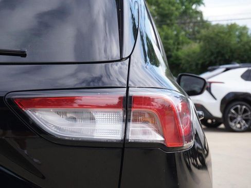 Used 2020 Ford Escape SE Sport FWD image 17