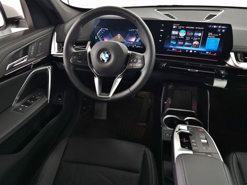 Used 2025 BMW X1 xDrive28i w/ Convenience Package image 13