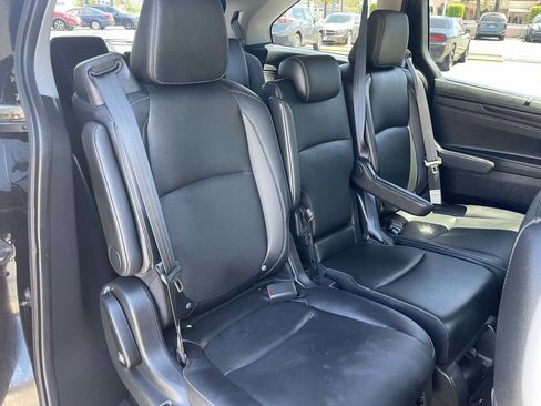 Used 2023 Honda Odyssey EX-L image 40