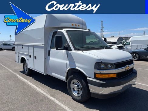 New 2025 Chevrolet Express 3500 w/ Power Convenience Package image 8