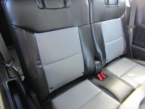 Used 2023 Ford Explorer XLT w/ Equipment Group 202A image 10