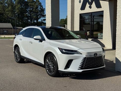 Used 2023 Lexus RX 350 FWD w/ Cold Area Package image 17