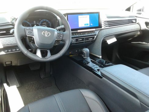 New 2026 Toyota Camry XLE AWD/4WD image 4