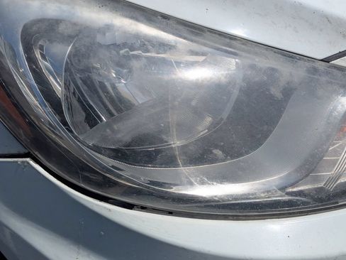 Used 2014 Hyundai Accent GLS FWD image 9