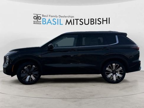 New 2026 Mitsubishi Outlander SEL image 6