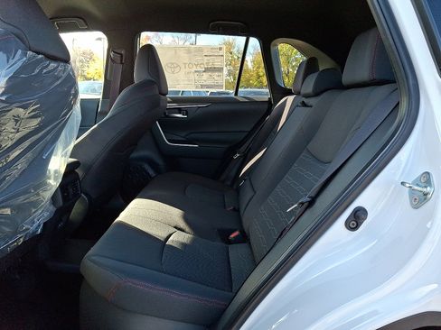 New 2025 Toyota RAV4 SE image 6