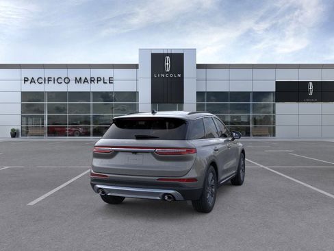 New 2026 Lincoln Corsair Premiere image 8