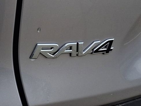 Used 2023 Toyota RAV4 XLE w/ Convenience Package image 30