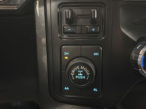 Used 2023 Ford F150 Lariat w/ Equipment Group 502A High AWD/4WD image 35