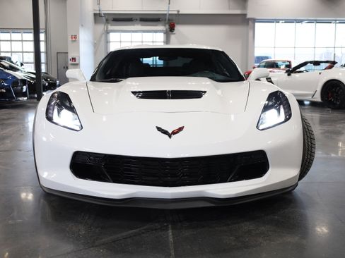 Used 2017 Chevrolet Corvette Z06 image 2