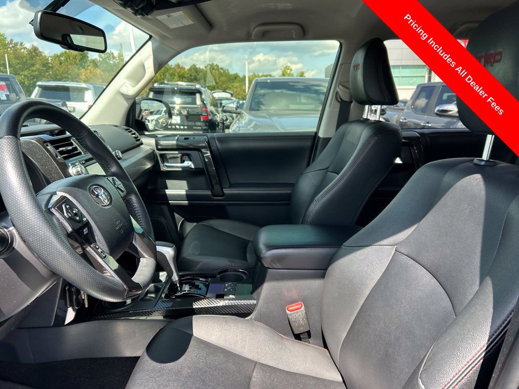 Used 2019 Toyota 4Runner TRD Off-Road Premium AWD/4WD image 2