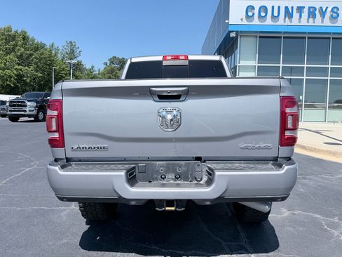 Used 2024 RAM 2500 Laramie AWD/4WD image 8