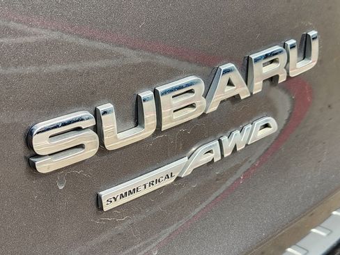 Used 2021 Subaru Ascent Touring w/ Popular Package #2A image 11