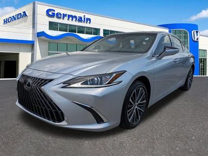 Used 2025 Lexus ES 300h w/ Premium Package