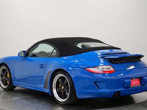 Used 2011 Porsche 911 Speedster RWD image 7