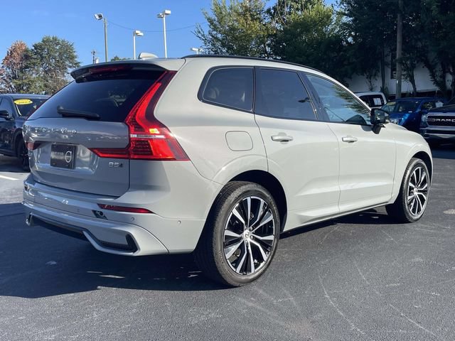 Certified 2024 Volvo XC60 B5 Plus AWD/4WD image 7