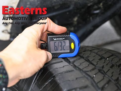 Used 2022 Toyota Tundra SR AWD/4WD image 30