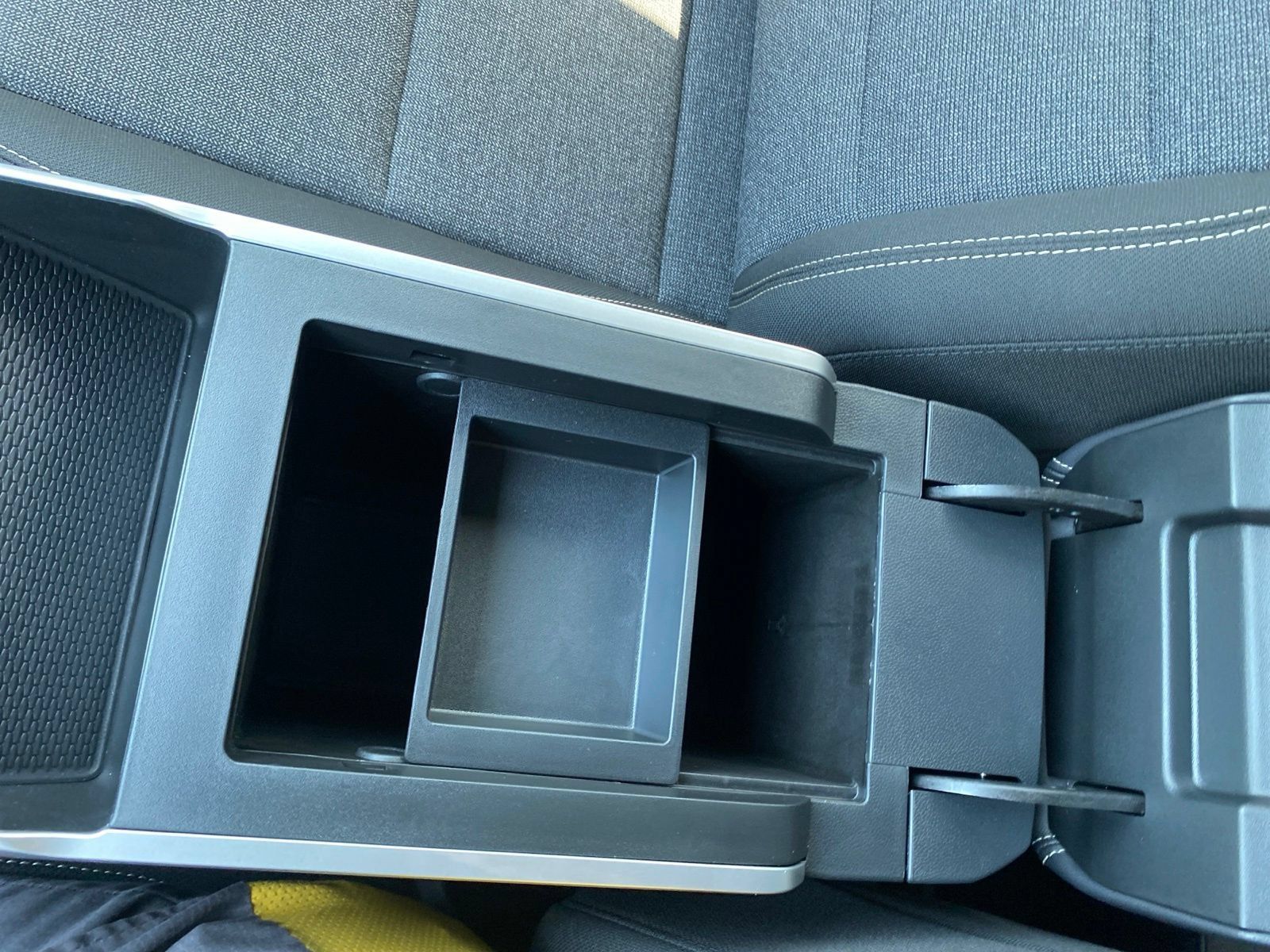 New 2027 GMC Terrain Elevation w/ LPO, Floor Liner Package FWD image 27