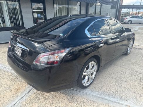 Used 2012 Nissan Maxima 3.5 SV w/ Sport Pkg FWD image 4