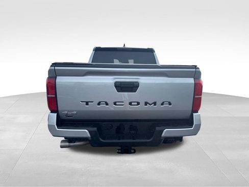 Used 2024 Toyota Tacoma SR5 AWD/4WD image 4
