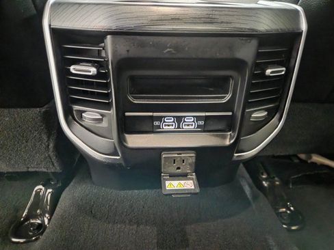 Used 2024 RAM 2500 Laramie w/ Night Edition AWD/4WD image 78