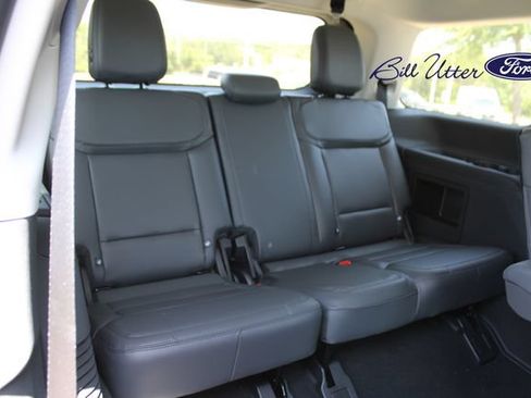 New 2027 Ford Expedition Active RWD image 10