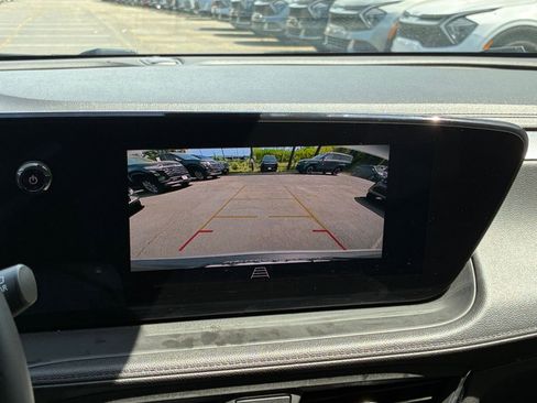 Used 2025 Buick Encore GX Preferred image 22