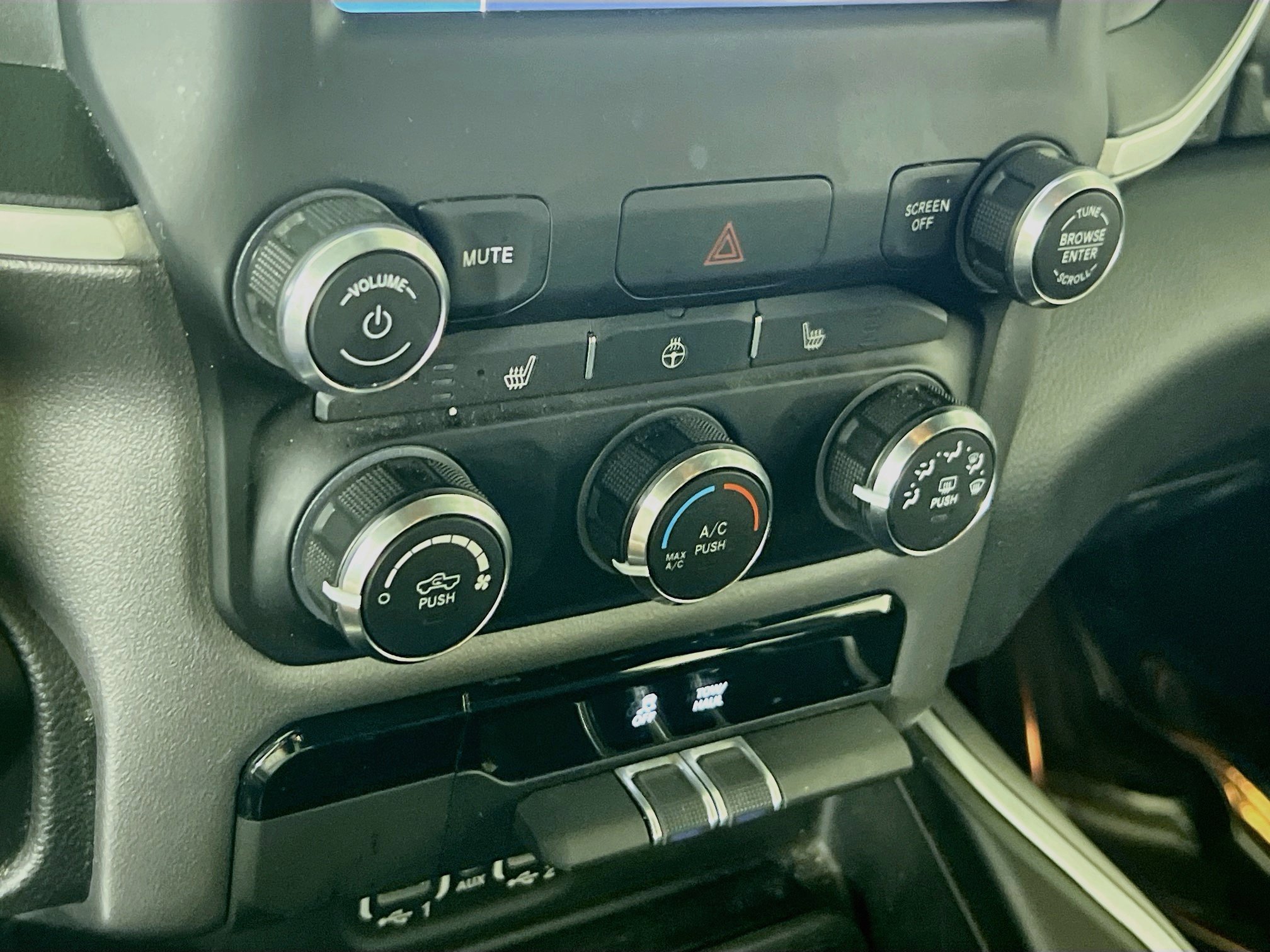 Used 2023 RAM 1500 Big Horn AWD/4WD image 15