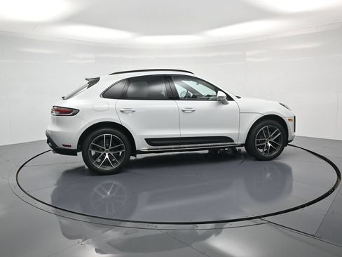Used 2026 Porsche Macan Turbo AWD/4WD image 35