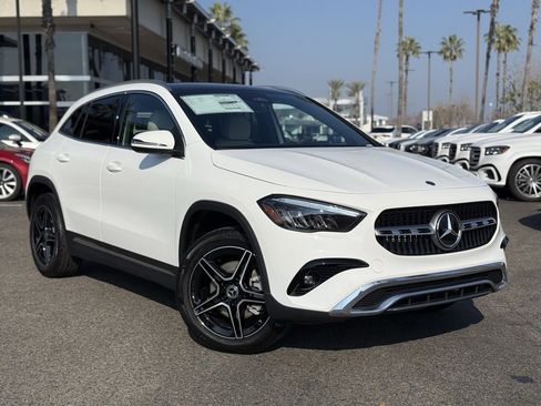 New 2026 Mercedes-Benz GLA 250 GLA 250 image 1