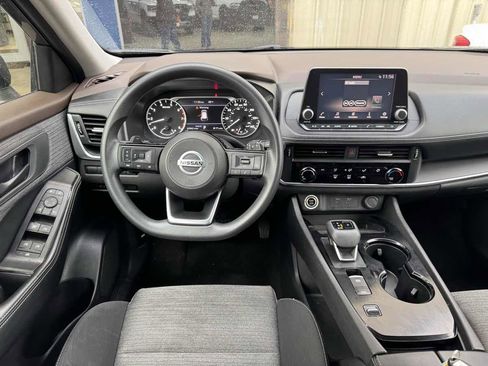 Used 2021 Nissan Rogue S image 23