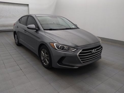 Used 2017 Hyundai Elantra SE image 13