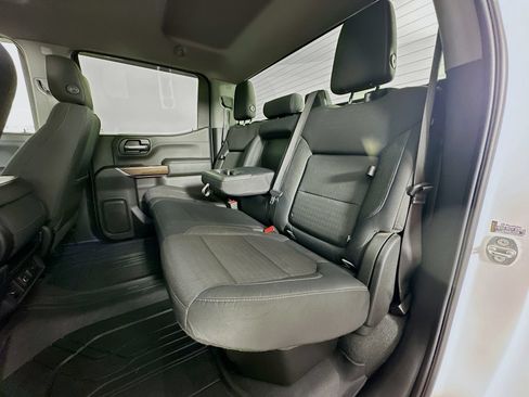 Used 2019 Chevrolet Silverado 1500 LT Trail Boss w/ Convenience Package AWD/4WD image 25