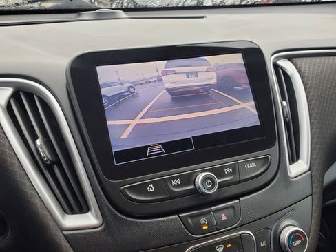 Used 2021 Chevrolet Malibu RS image 29