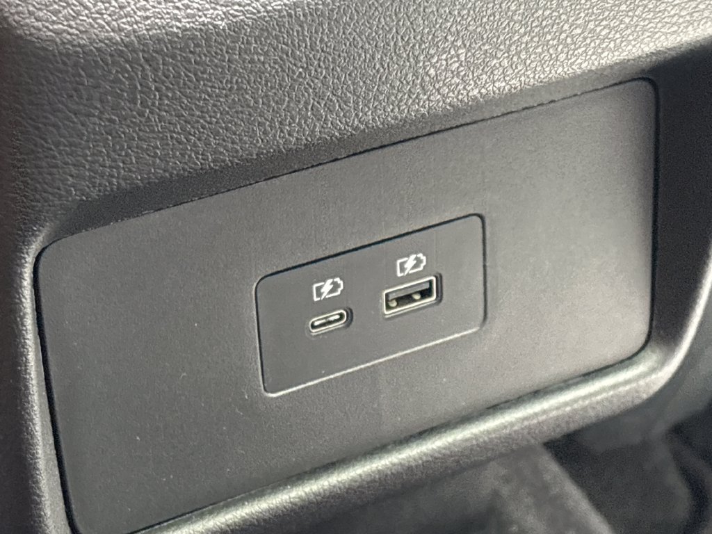 Used 2023 Nissan Rogue SV w/ SV Premium B Package FWD image 27