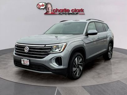 Used 2025 Volkswagen Atlas SE