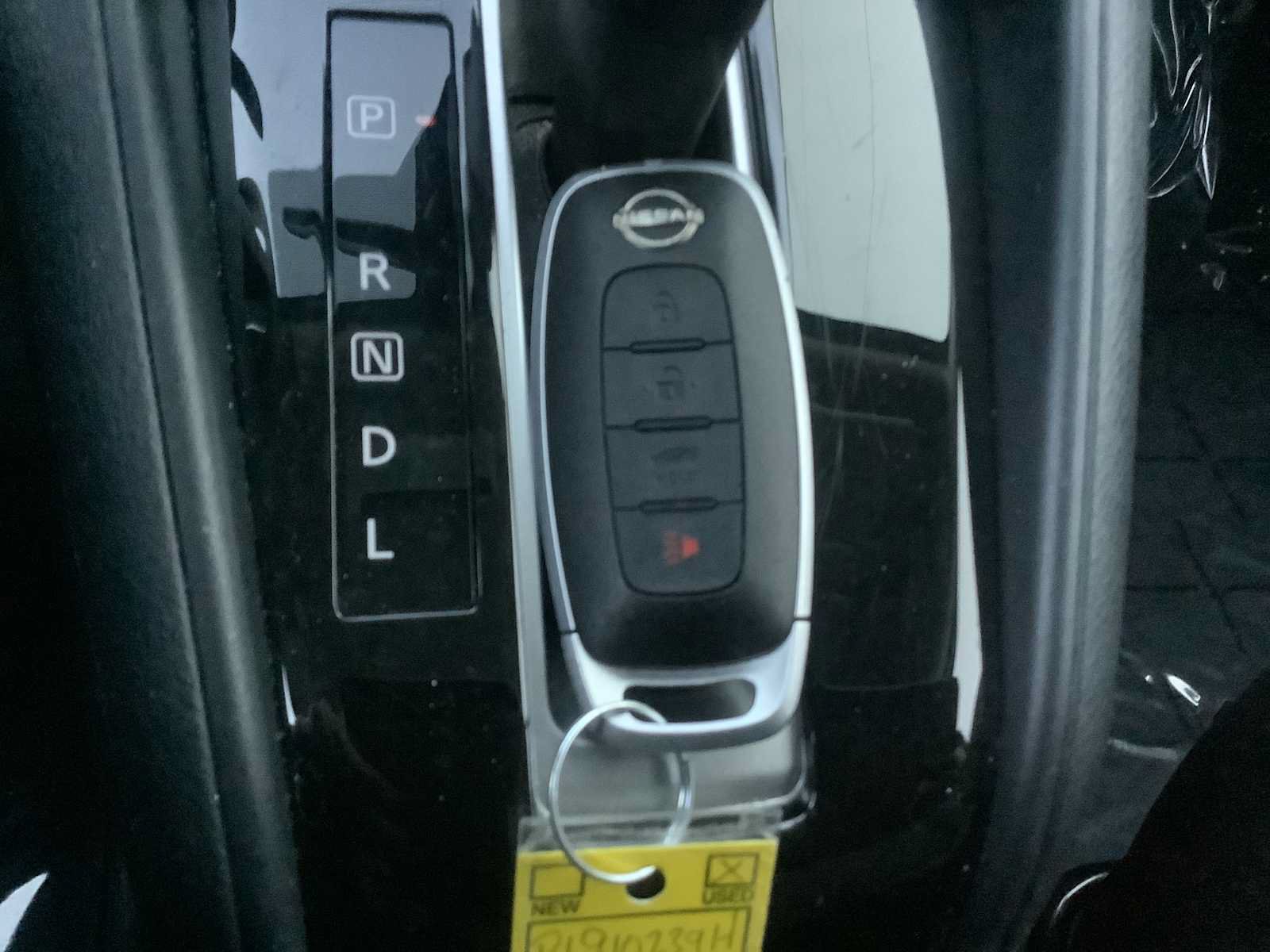 Used 2024 Nissan Versa SV FWD image 19