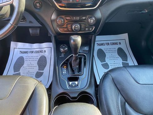 Used 2019 Jeep Cherokee Limited image 22