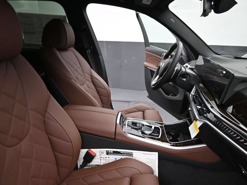 New 2026 BMW X5 xDrive40i AWD/4WD image 21