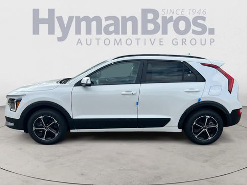 New 2025 Kia Niro EX image 7
